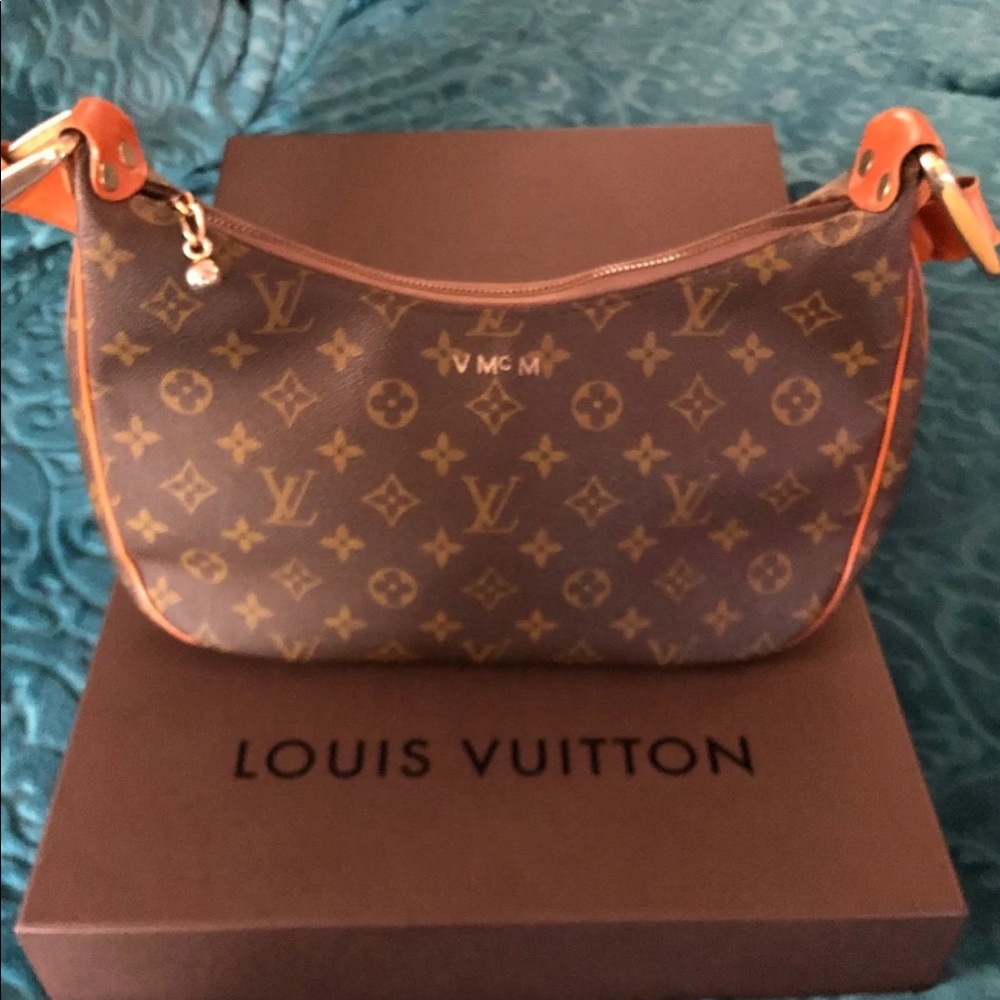Louis Vuitton shoulder bag with box